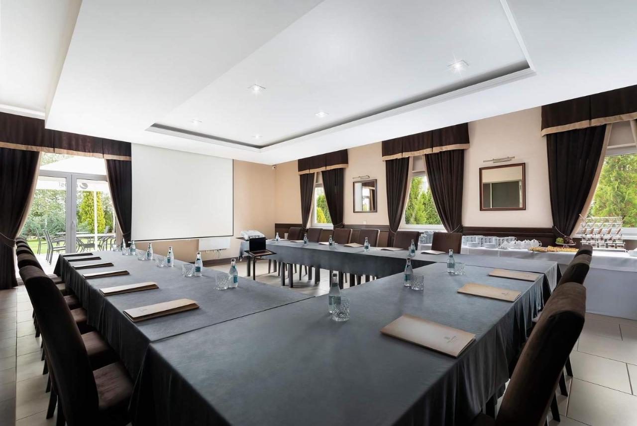 The Amber Business & Spa Hotel Oleśnica Εξωτερικό φωτογραφία