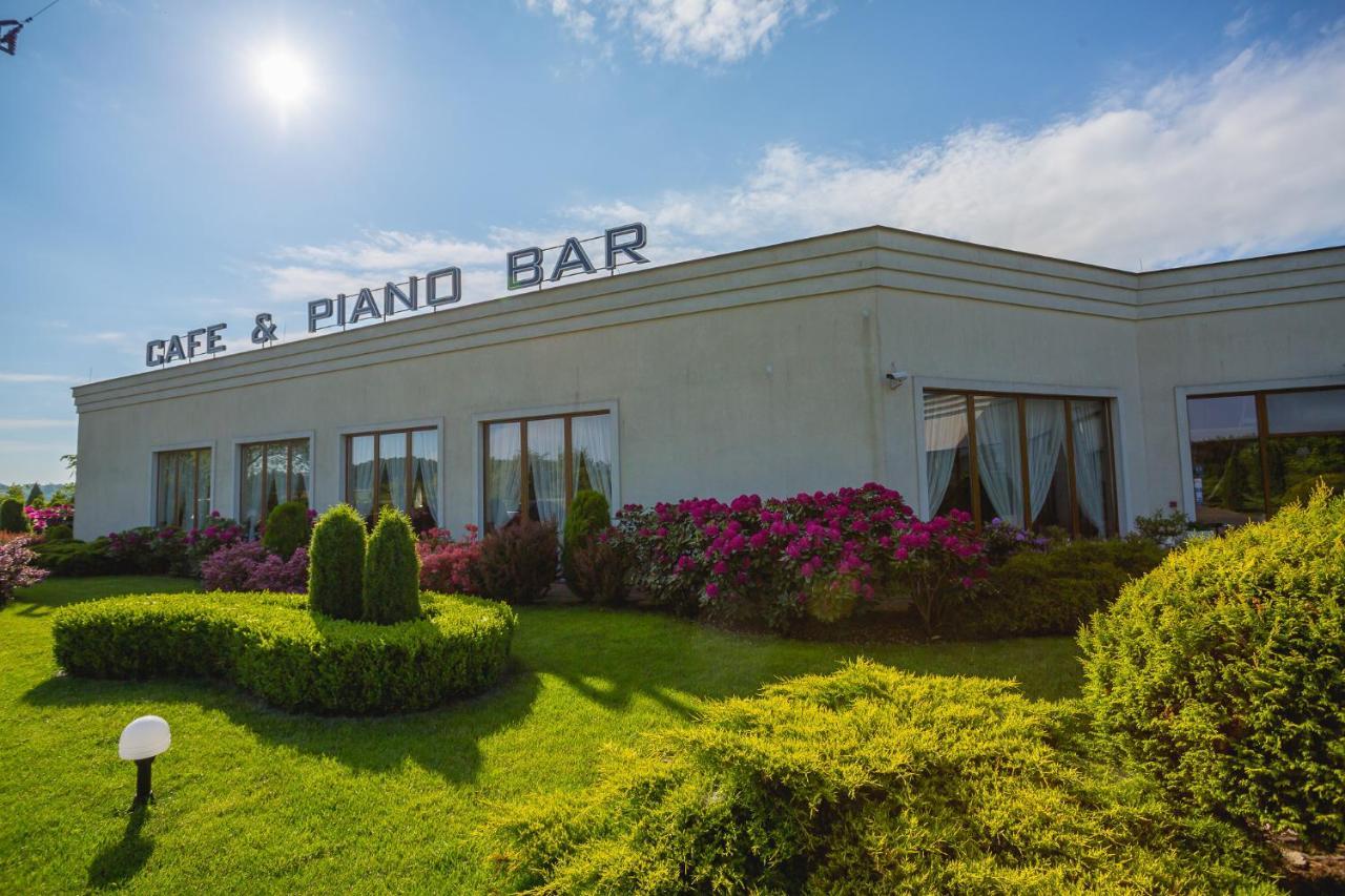 The Amber Business & Spa Hotel Oleśnica Εξωτερικό φωτογραφία